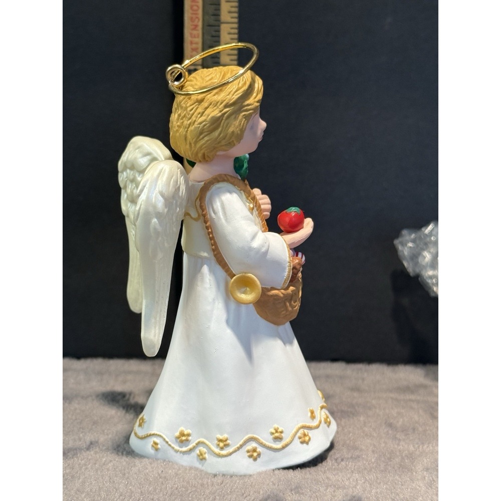 1996 Hallmark Angel Keepsake Christmas Ornament Christkindl Visitors‎ Collection - Picture 8 of 12